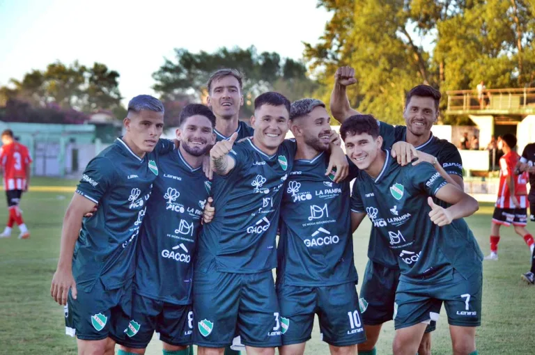Torneo Regional Amateur: Ferro de Pico recibe a Atlético Ayacucho en el Coloso buscando dar el primer golpe en la Cuarta Ronda