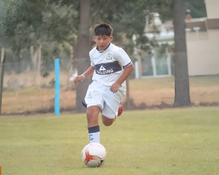 De Quemú Quemú a Estancia Chica: Alex Patiño, la joven promesa pampeana que se suma a Gimnasia y Esgrima La Plata