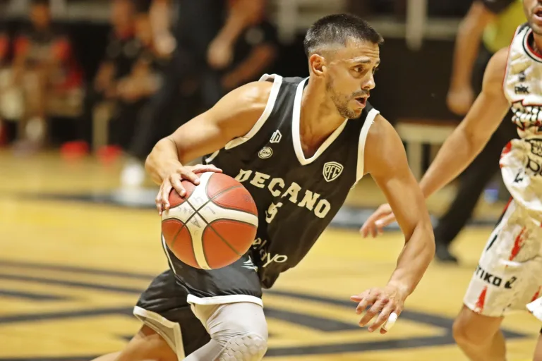 Liga Argentina: Pico FBC tropezó en Colón ante La Unión y ya pone la mira en Rocamora