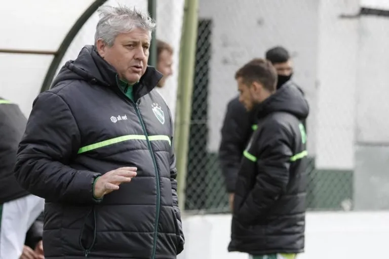 Falleció Sergio Priseajniuc, exentrenador de Ferro de Pico