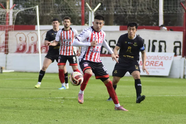 Federal A: Costa Brava cayó en su cancha frente a Deportivo Rincón