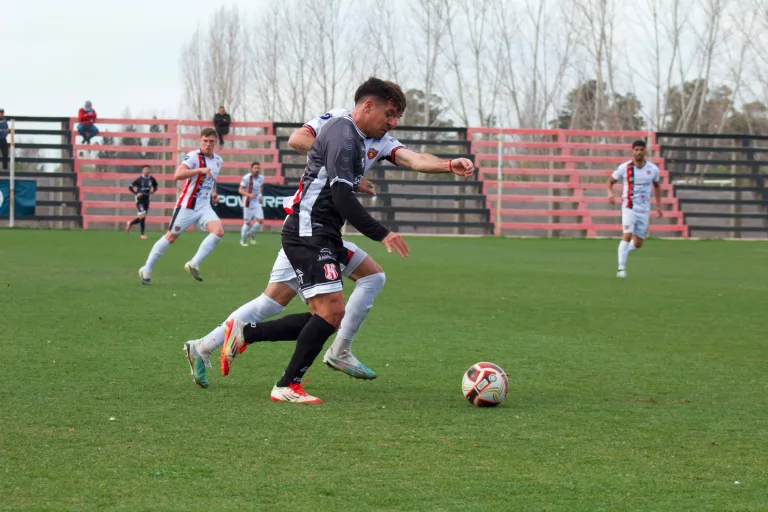 Costa Brava sumó otro punto: empató ante FADEP y encadenó su tercer empate consecutivo en la Reválida