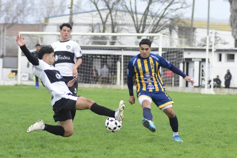All Boys de Trenel ganó, se afianzó en lo más alto y sentenció el descenso de Pico FBC
