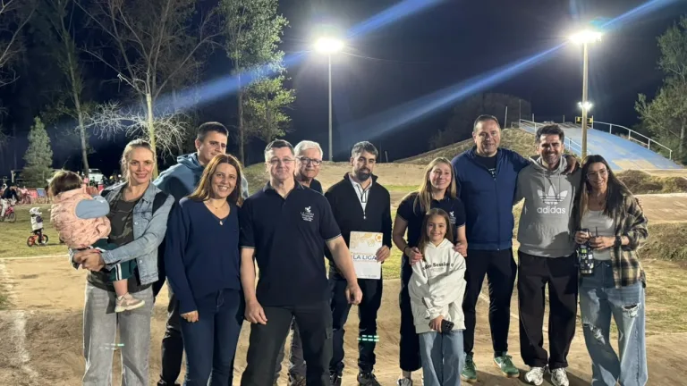 Inauguraron la iluminación LED en la pista de bicicross de Santa Rosa con una inversión cercana a los 30 millones de pesos