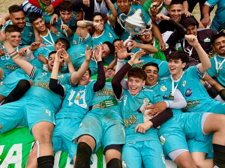 Conhelo goleó a Speluzzi y se consagró campeón de la Región Norte del Torneo Provincial de Fútbol Municipal