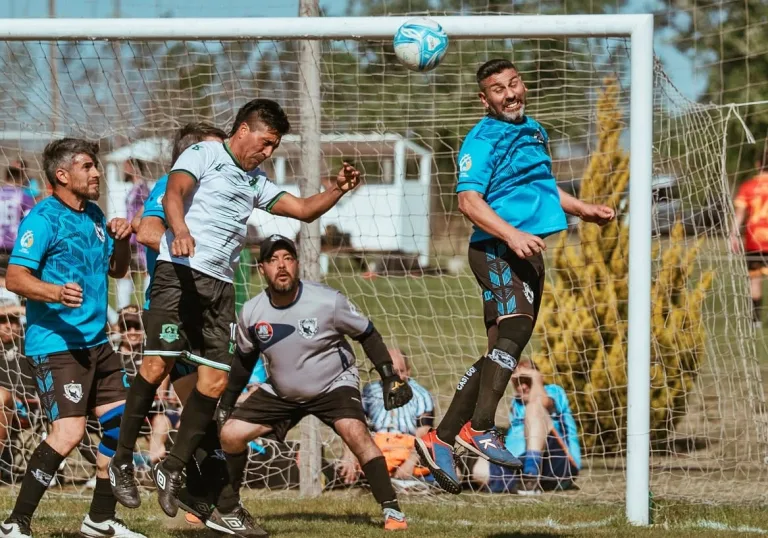 Nueva jornada a puro fútbol en el «Torneo Entre Amigos»: resultados, posiciones y próxima fecha