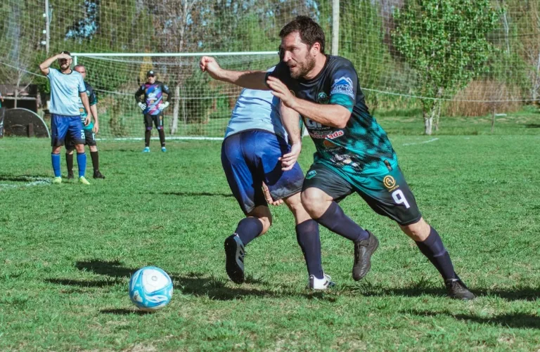 Torneo «Entre Amigos»: goles, pasión y todos los números que dejó la quinta fecha en General Pico